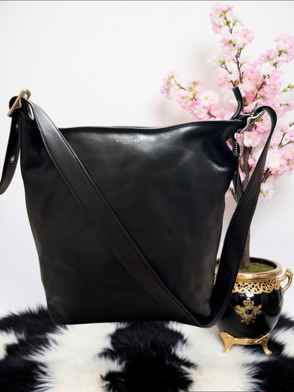 COACH LEGACY LARGE LEATHER DUFFLE BAG